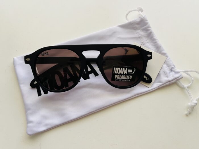 Moana Road The Chandlers/Black Sunnies