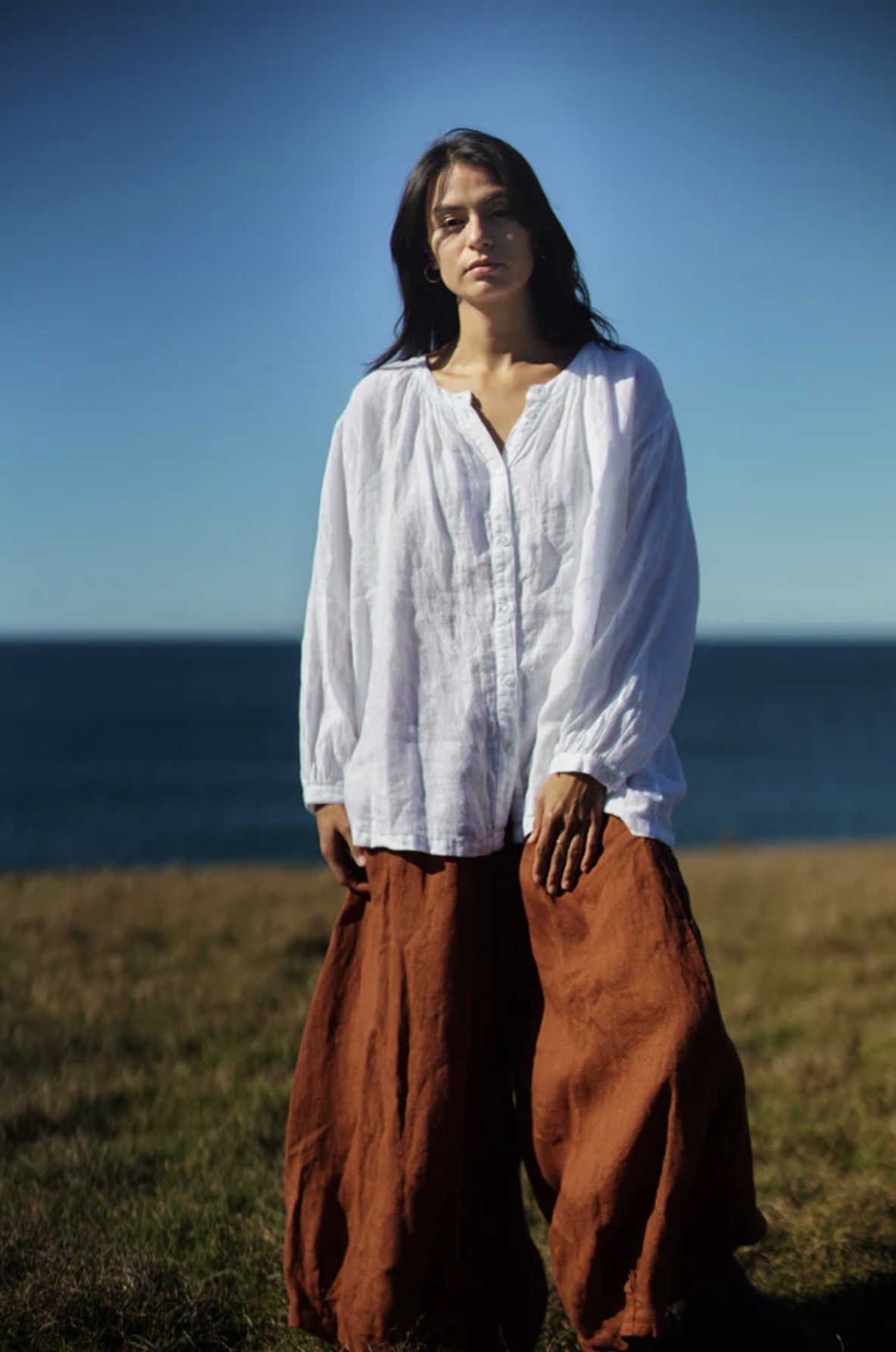 Carmen Linen Top, Montaigne / White